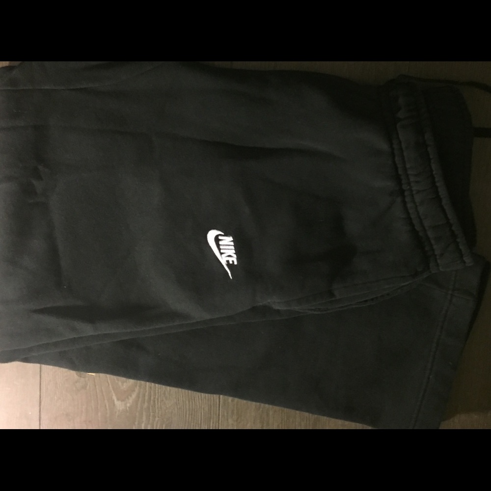 Women’s Large Nike sweatpants